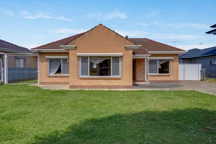 54 Levistone Street, Seaton SA 5023