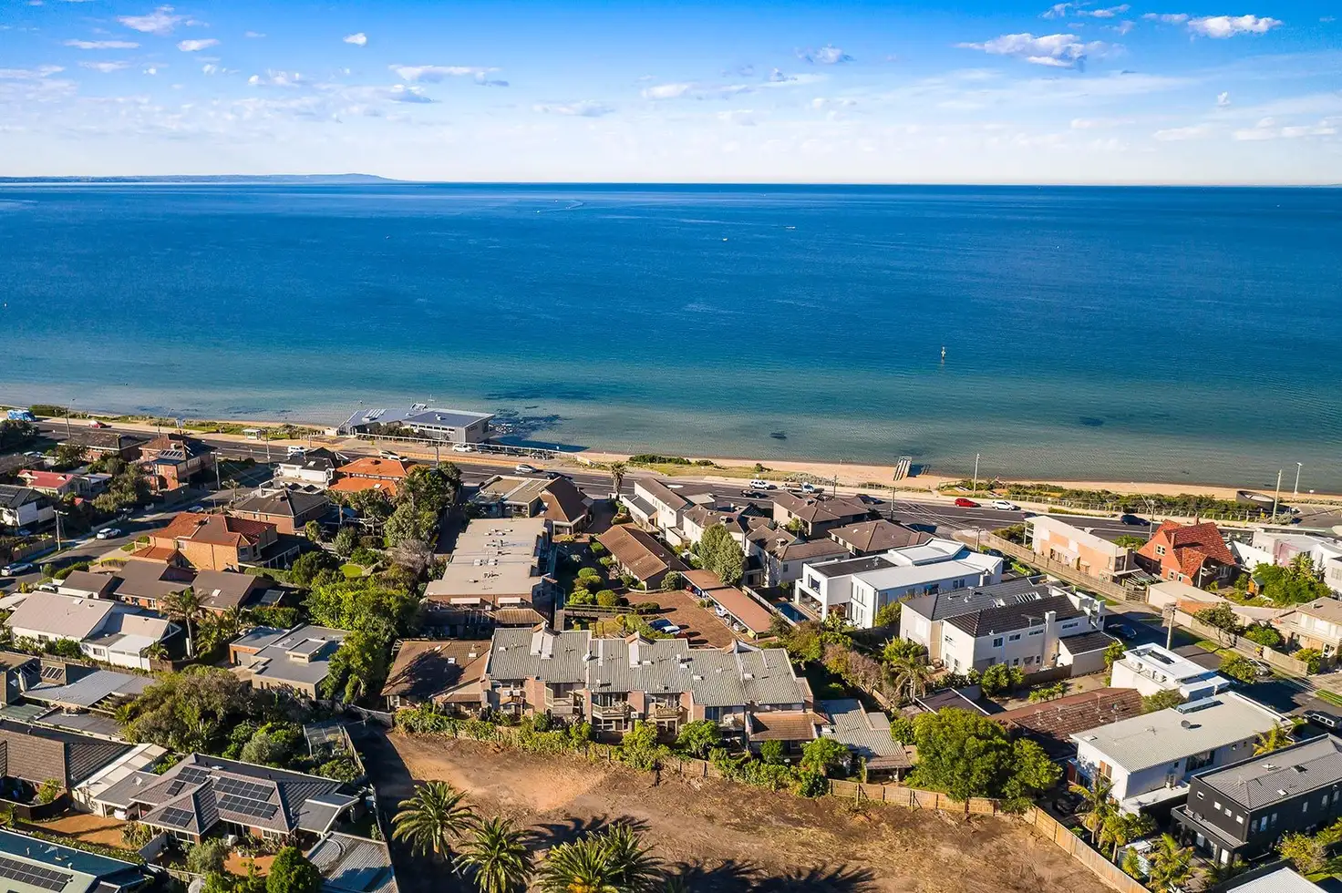 Main view of Homely unit listing, 18/128-130 Beach Road, Parkdale VIC 3195