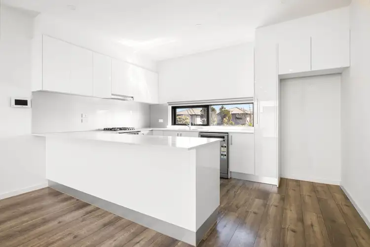 Fourth view of Homely townhouse listing, 1/902 Pascoe Vale Road, Glenroy VIC 3046