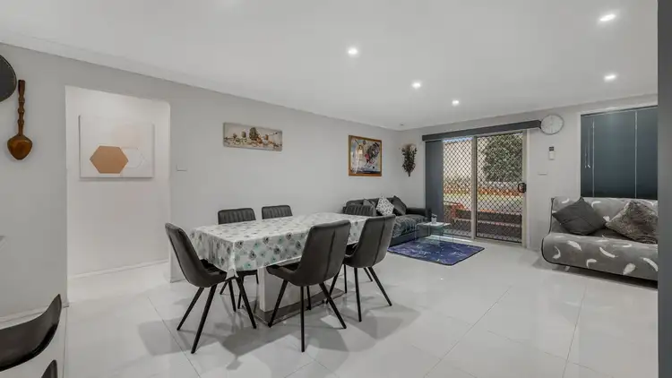 Second view of Homely house listing, 27 Tabletop Circuit, Horningsea Park NSW 2171