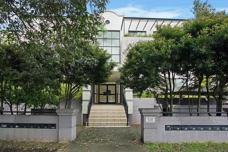 16/20 Santley Crescent, Kingswood NSW 2747