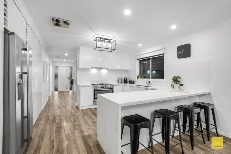 17 Burke Road, Burnside Heights VIC 3023