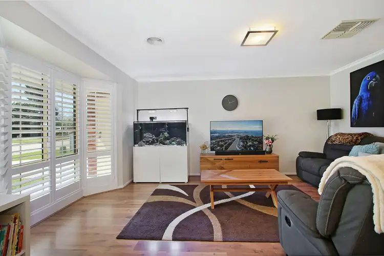 Fifth view of Homely house listing, 19 Donnolley Court, Lavington NSW 2641