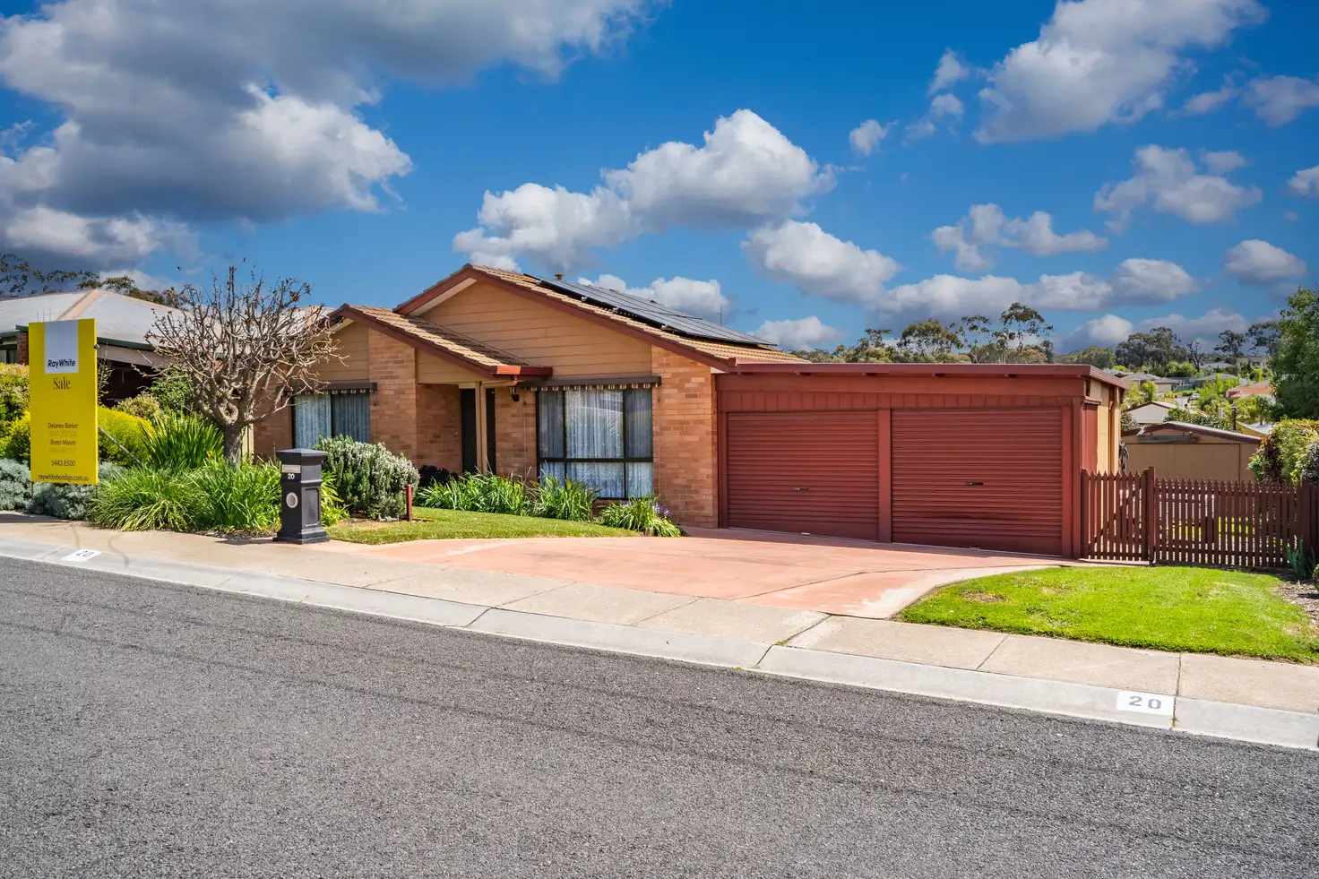 Main view of Homely house listing, 20 Howell Crescent, Kangaroo Flat VIC 3555