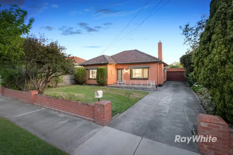 36 Moorookyle Avenue, Hughesdale VIC 3166