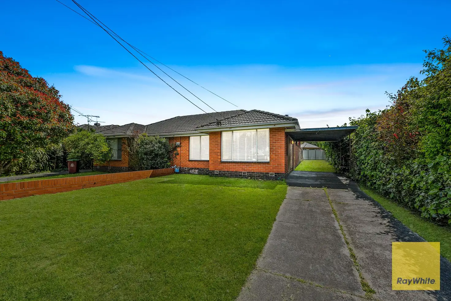 Main view of Homely unit listing, 2/24 Cornwall Street, Hallam VIC 3803