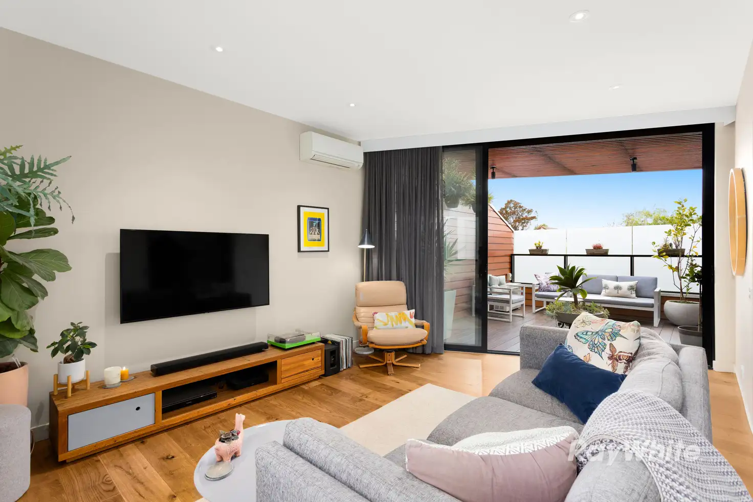 Main view of Homely townhouse listing, 4/37 Moonya Road, Carnegie VIC 3163