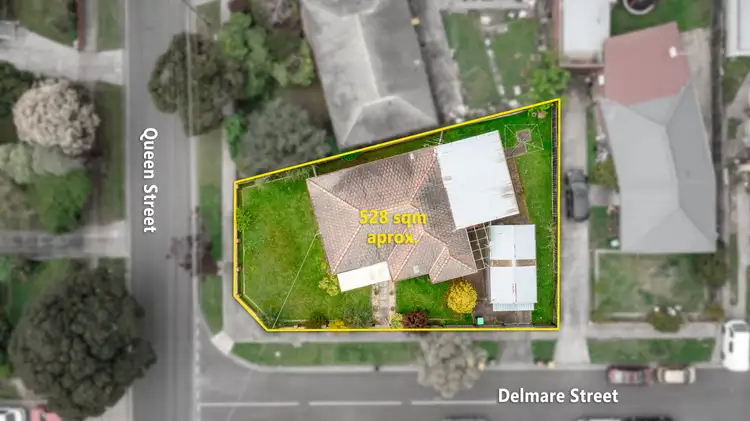 Second view of Homely house listing, 31 Queen Street, Lalor VIC 3075