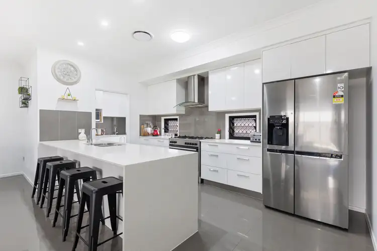 Second view of Homely house listing, 10 Seacrest Drive, Wondunna QLD 4655