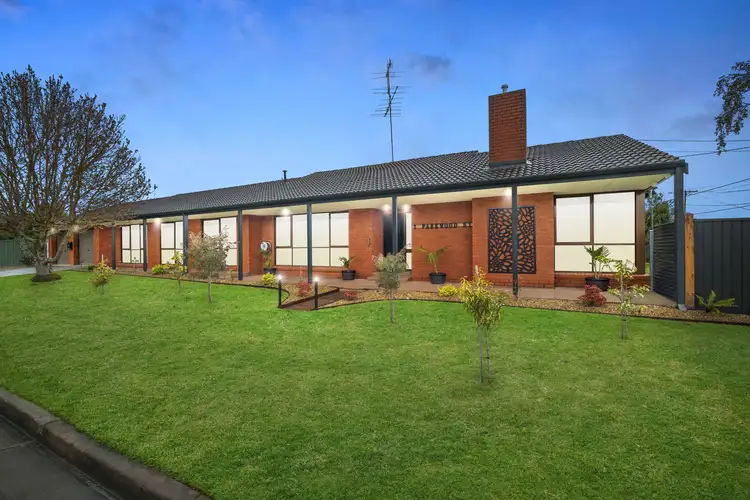 1 Parkwood Street, Alfredton VIC 3350