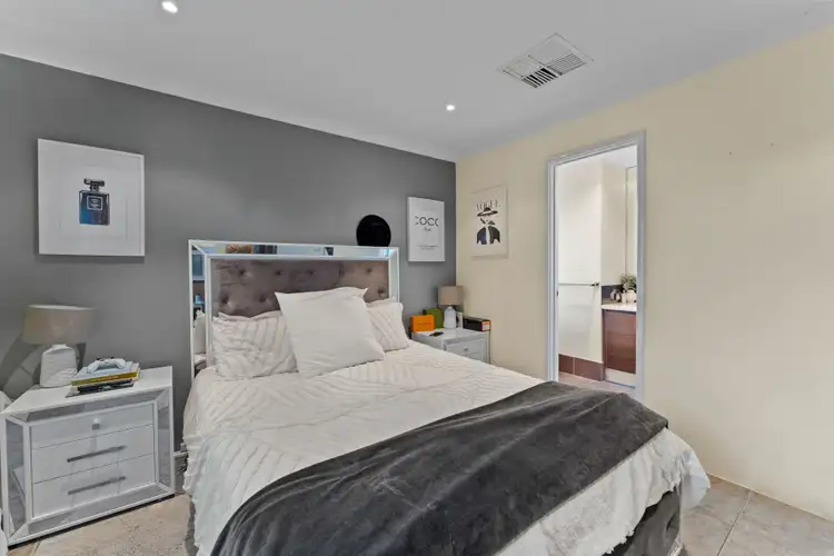 Fifth view of Homely house listing, 5 Brookeby Heights, Leda WA 6170