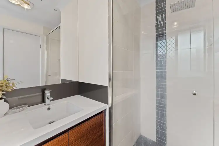 Seventh view of Homely house listing, 5 Brookeby Heights, Leda WA 6170