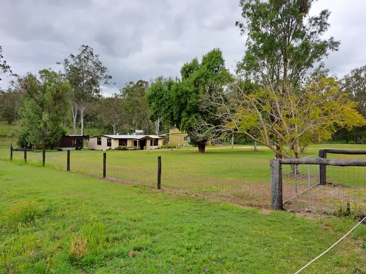 102 Clarendon Road, Lowood QLD 4311