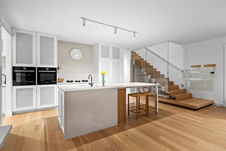 Sixth view of Homely house listing, 9 Guyra Avenue, Burleigh Heads QLD 4220