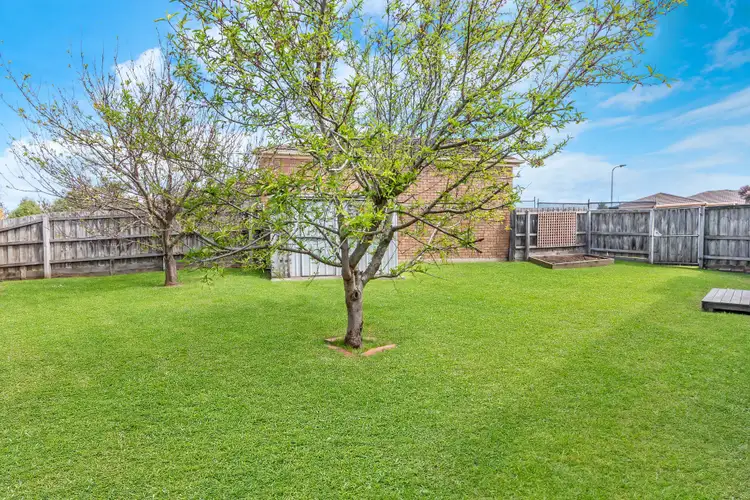 Sixth view of Homely house listing, 4 Maneroo Court, Warrnambool VIC 3280