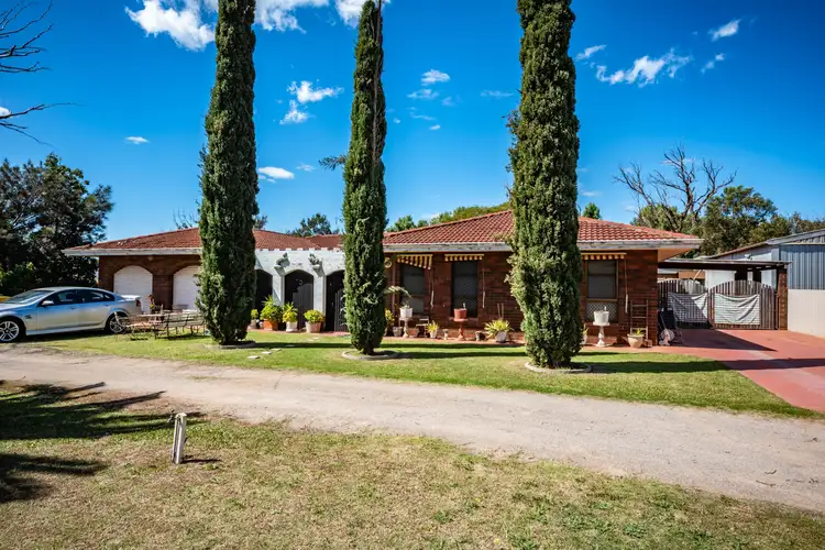 4 Erla Place, Woorree WA 6530