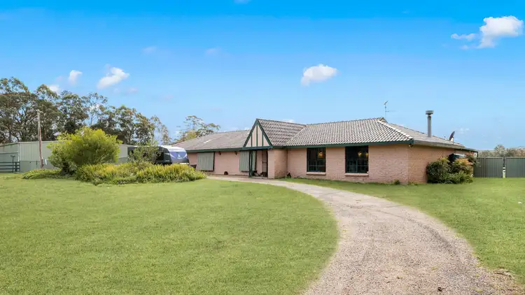 210 Dairy Road, The Oaks NSW 2570