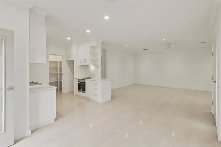 Third view of Homely house listing, 5b Mead Court, Renmark SA 5341