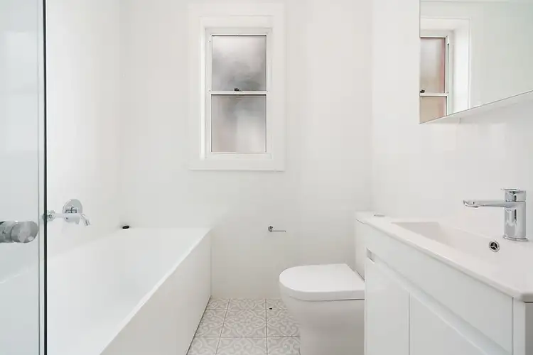 Fifth view of Homely apartment listing, 1 - 6/3 Moore Street, Bondi NSW 2026