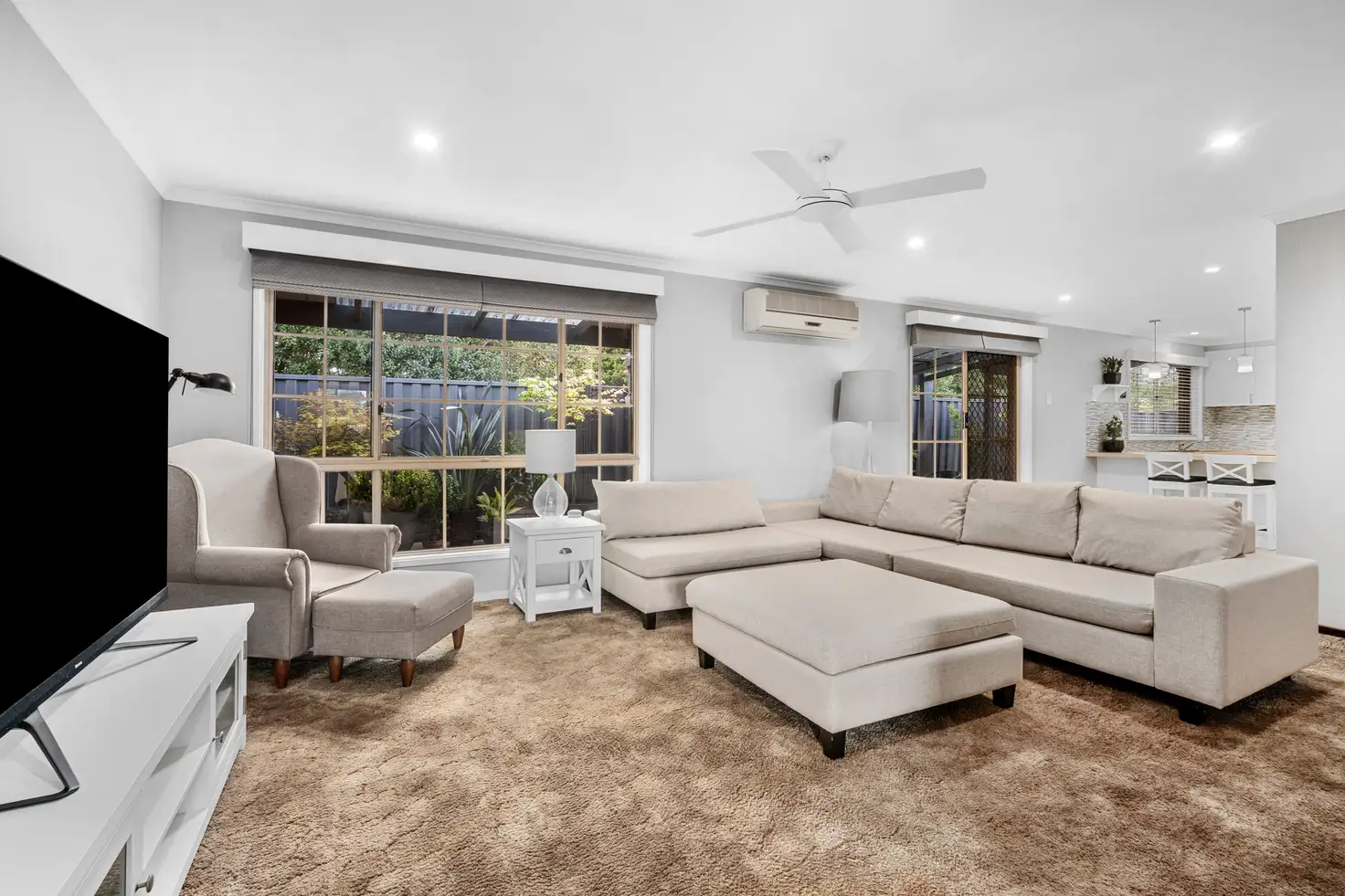 Main view of Homely house listing, 2/20-22 Cameron Crescent, Lara VIC 3212