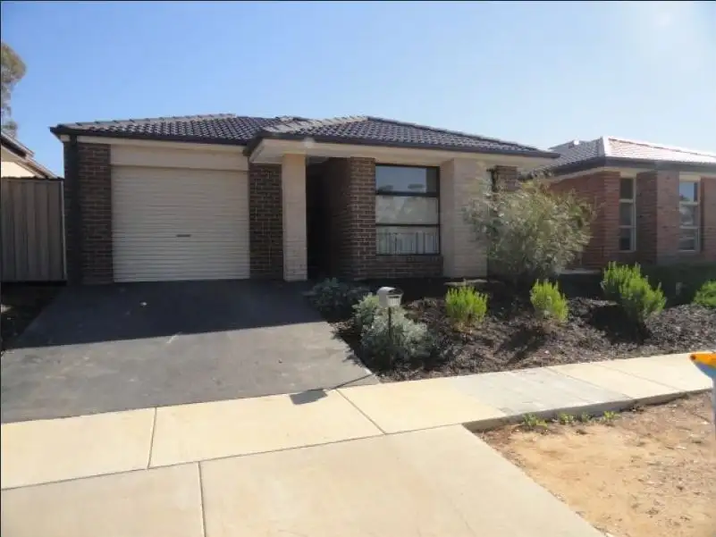 Main view of Homely house listing, 11 Highview Terrace, Kangaroo Flat VIC 3555