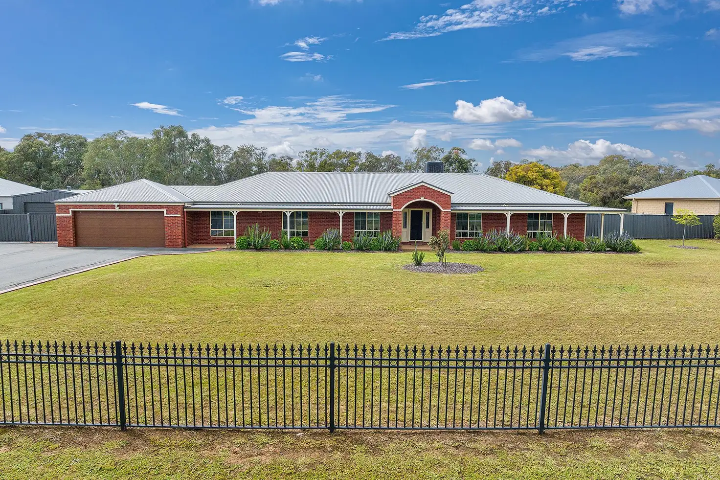 Main view of Homely house listing, 23 Chelsworth Drive, Echuca VIC 3564