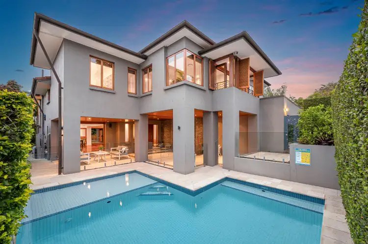 47 Hipwood Road, Hamilton QLD 4007