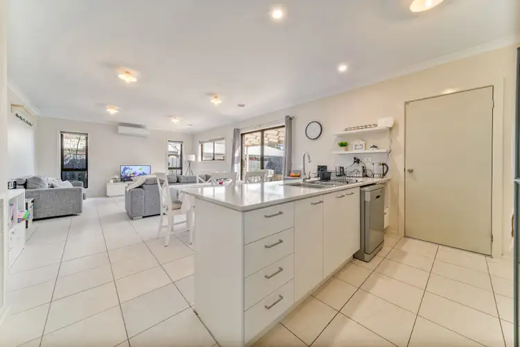 Sixth view of Homely house listing, 2/225 East Lloyd Street, East Bendigo VIC 3550