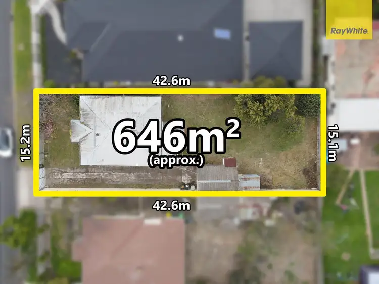 240 Main Road East, St Albans VIC 3021