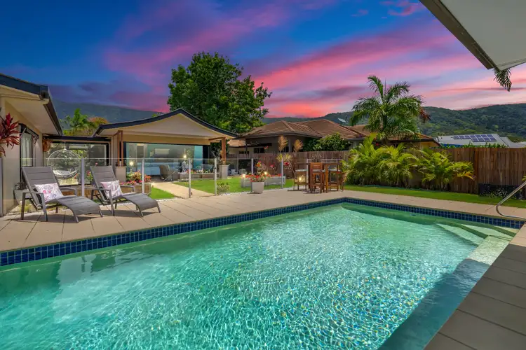 10 McAlister Avenue, Kewarra Beach QLD 4879