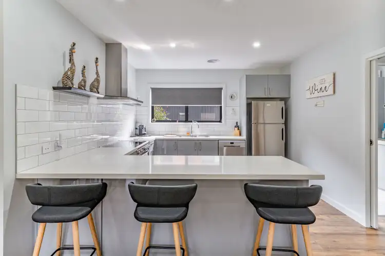 Fifth view of Homely house listing, 34 Riversdale Avenue, Eaglehawk VIC 3556