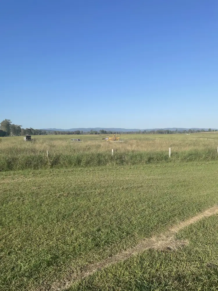 162 Clarendon Station Road, Clarendon QLD 4311