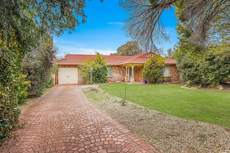 11 Wayamba Close, Tamworth NSW 2340