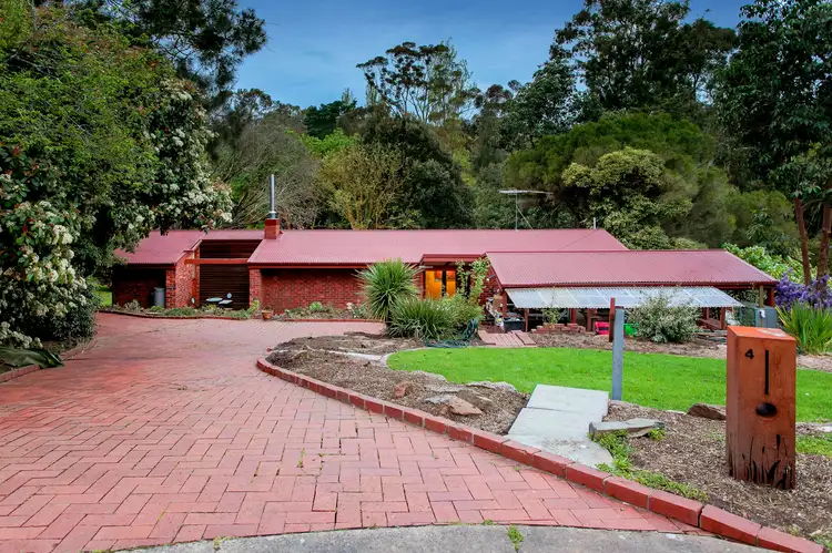 4 Baust Crescent, Coromandel Valley SA 5051