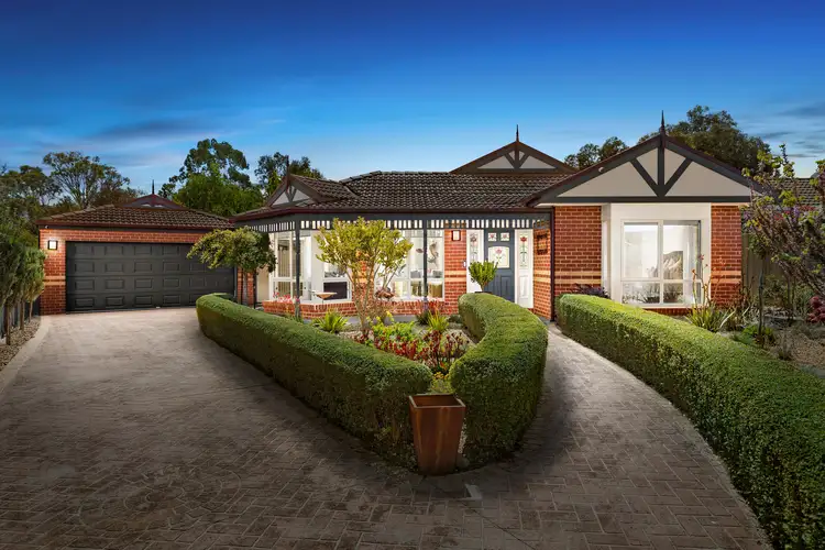 4 Cascam Court, Rowville VIC 3178
