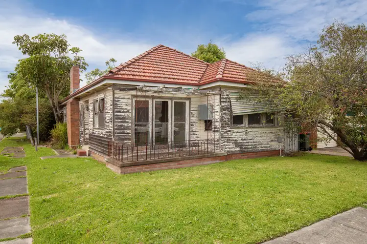 82 Roe Street, Mayfield NSW 2304