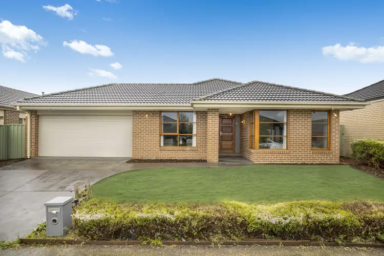 35 Moore Mews, Pakenham VIC 3810