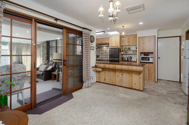 Second view of Homely house listing, 7 Liardet Crescent, Frankston VIC 3199