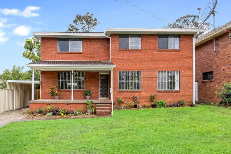 1 David Place, Peakhurst NSW 2210