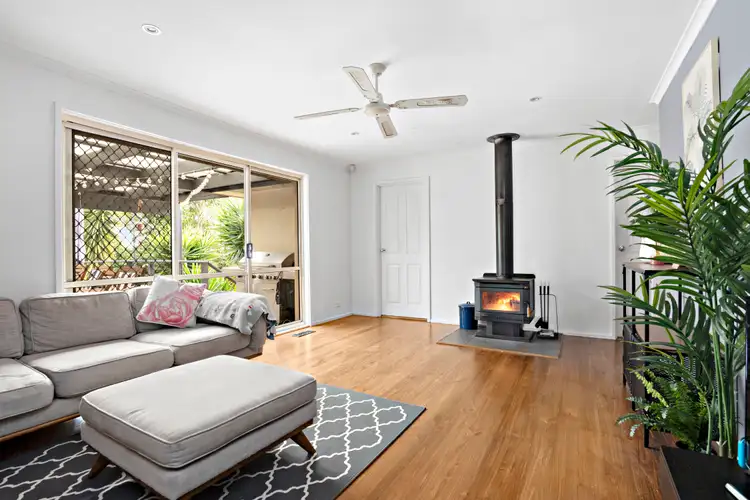 Second view of Homely house listing, 4 Kim Close, Frankston South VIC 3199