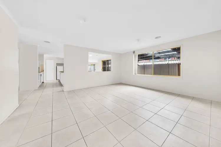 Fifth view of Homely house listing, 5 Webster Court, Carrum Downs VIC 3201