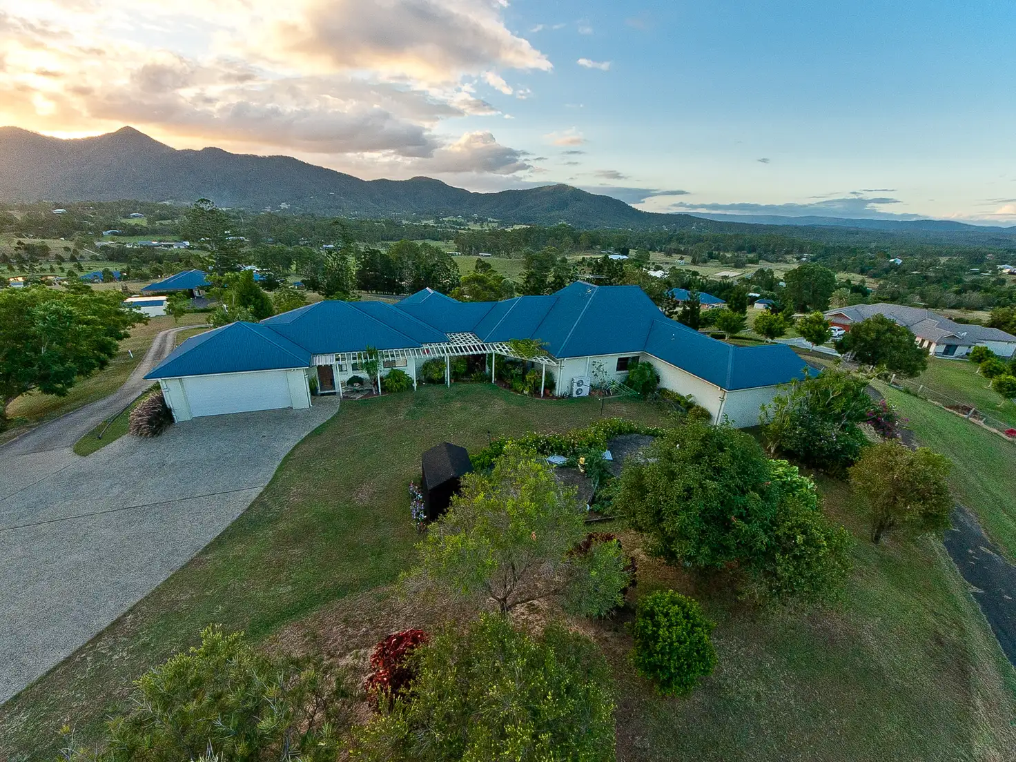 Main view of Homely house listing, 4 Blake Court, Mount Samson QLD 4520