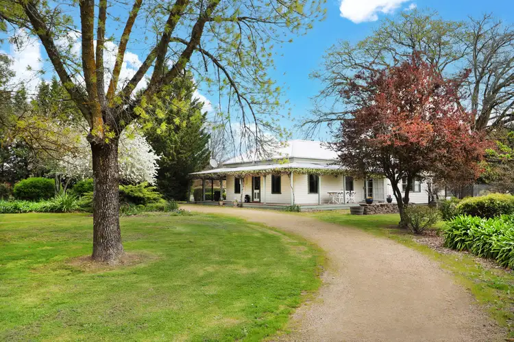 880 Mansfield-Woods Point Road, Mansfield VIC 3722