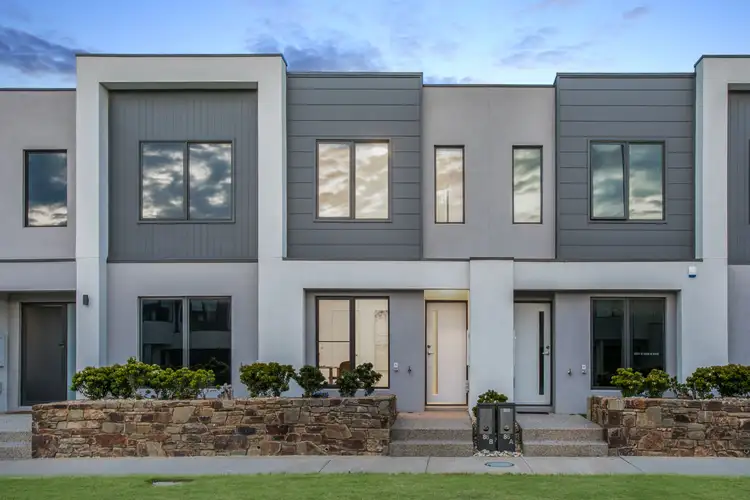 86B Picnic Avenue