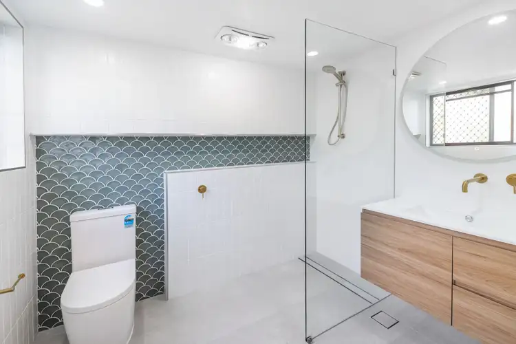 Sixth view of Homely apartment listing, 3/1 Waverley Street, Southport QLD 4215
