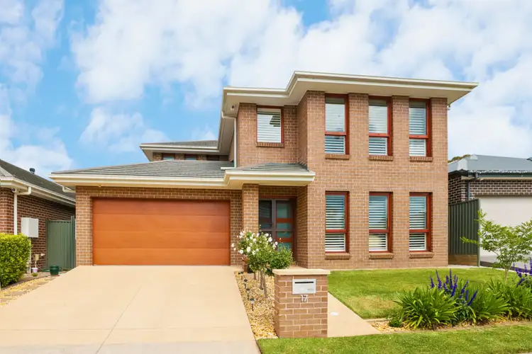 17 Tango Close, Jordan Springs NSW 2747