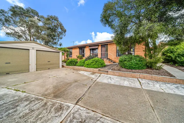Second view of Homely house listing, 10 Farrelly Close, Oxley ACT 2903
