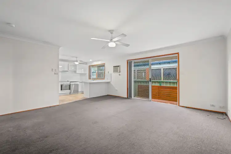 Third view of Homely house listing, 2/5 Jenkins Street, Davistown NSW 2251