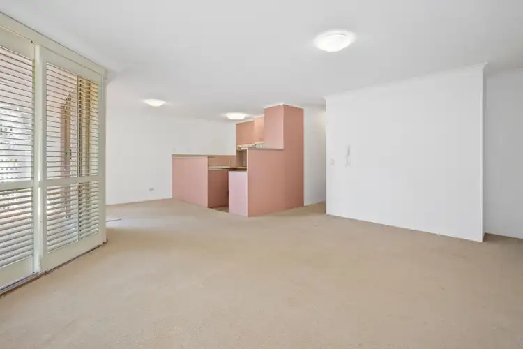 Sixth view of Homely apartment listing, 3/10 Dudley Street, Mermaid Beach QLD 4218