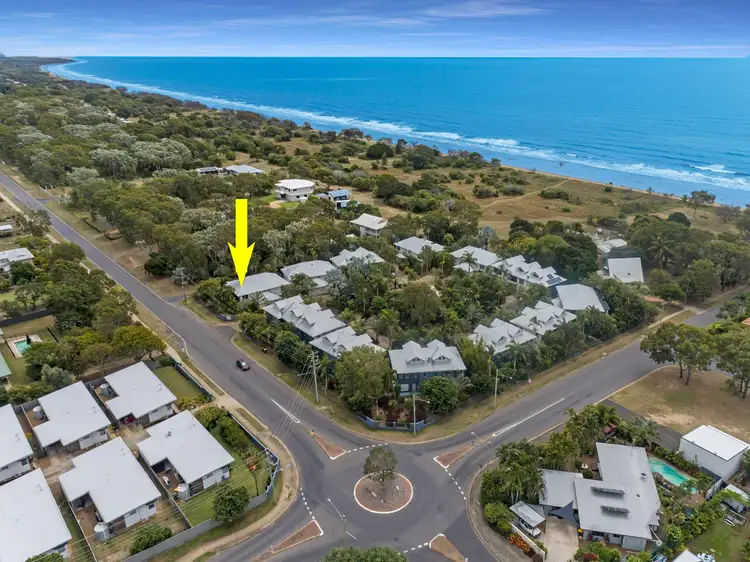 1/2 Sylvan Drive, Moore Park Beach QLD 4670